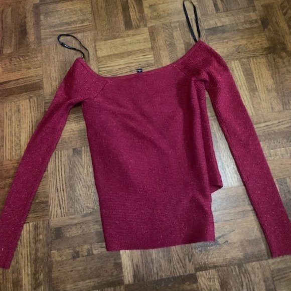 G by Guess Red Sparkly Top XS - Picture 6 of 7